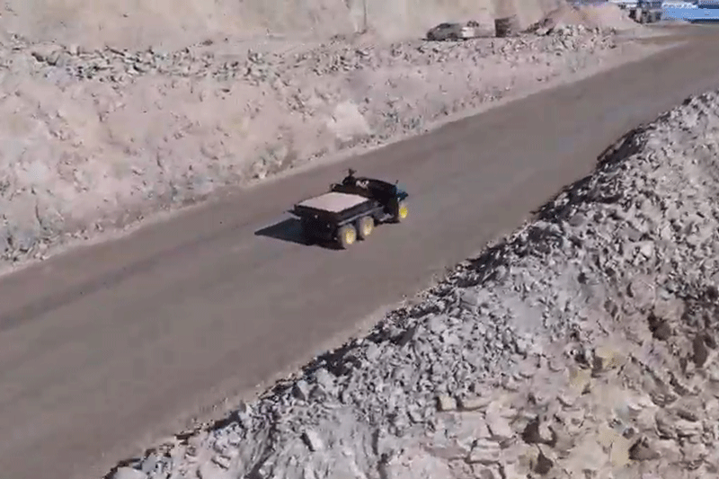 Electric large load all-terrain vehicle