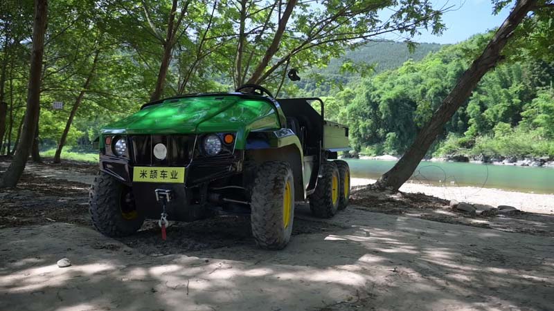 electric tool cart on lawn